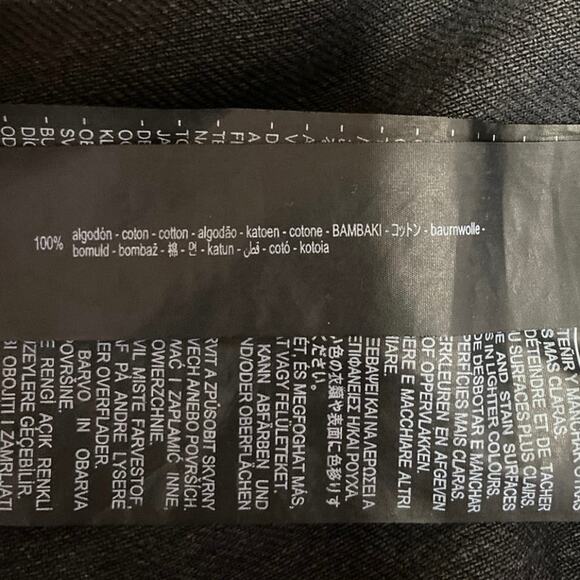 Zara Black Denim Graffiti Illustration Graphic Distressed Jean Jacket Sz M - Picture 7 of 7